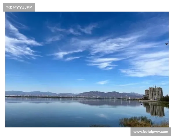 湖畔温情冬日暮光下的诗意港湾与心灵栖息地 湖畔温情冬日暮光下的诗意港湾与心灵栖息地