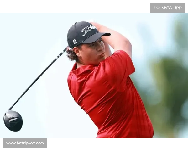 坎贝尔在球场上的位置解析与技术运用技巧分析